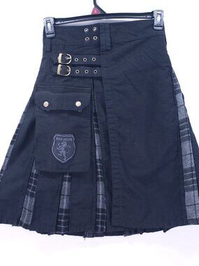 DSS Kilts Black Tartan Plaid Utility Kilt Men's Size 30 Scottish Pleated Cargo